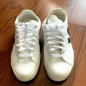 VEJA | Campo Chromefree Leather | Women’s | Size 8